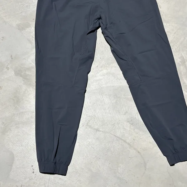 Fabletics Jogger UNISEX SZ L One Drawstring Pocket Pants Sweatpants Grey Running - Image 10