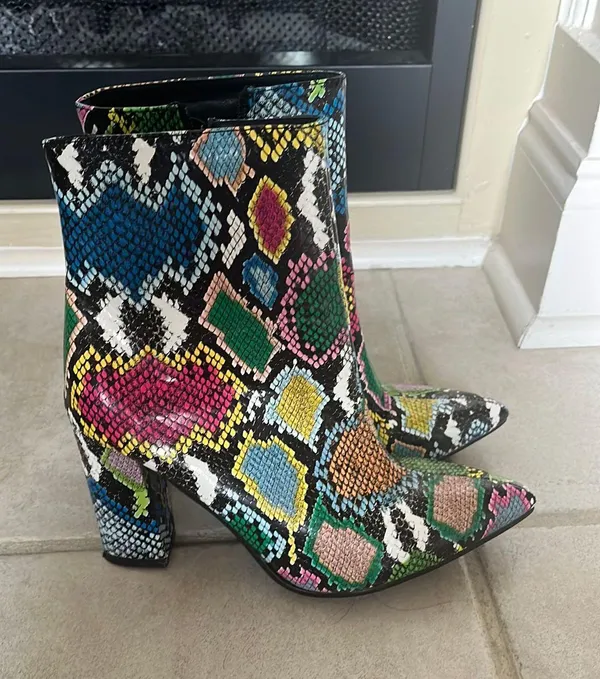 SNAKEPRINT BOOTS Multiple Size 7.5 - Image 2