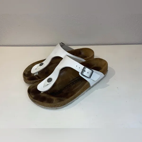 Birkenstock Women’s Gizeh Birko-Flor White Sandals Size 5-5.5‎ (36) - Image 2
