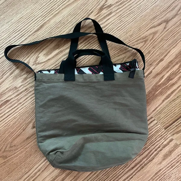 Victoria’s Secret cooler tote bag - Image 2