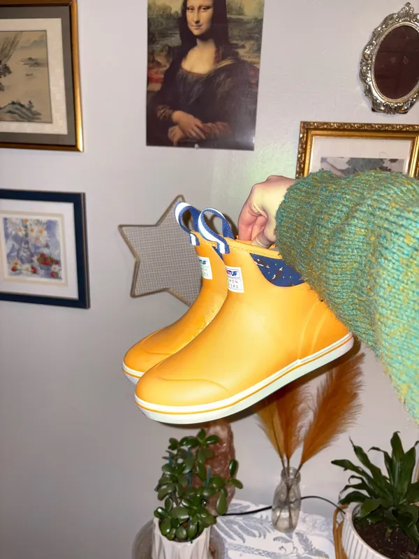 Xtratuf ankle boots Yellow Size 7 - Image 2