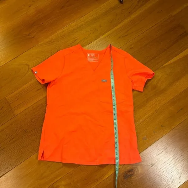 Figs Catrina One‎ Pocket Scrub top neon orange - Image 6