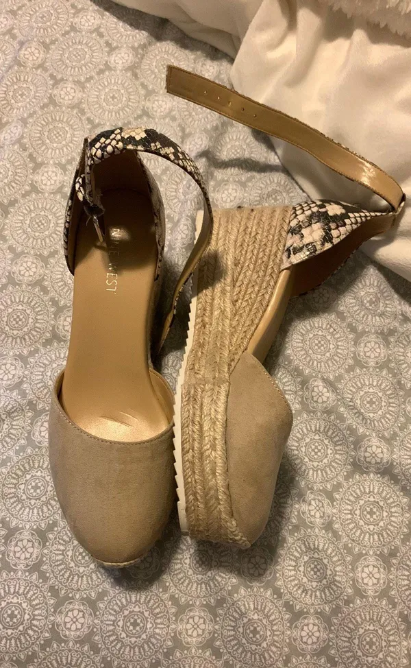 Nine West wedges - Image 2