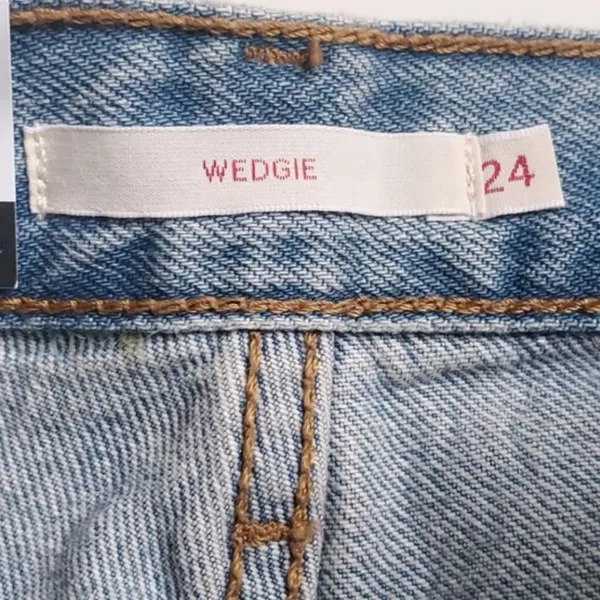 NWT LEVI’S Premium Women’s Wedgie Icon Fit Jeans In Authentically Yours Size 24 - Image 9