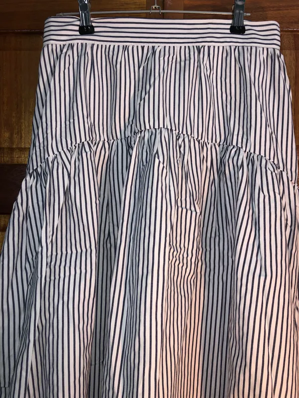 Zeagoo NWT High Low Navy Blue And White Stripe Skirt - M - Image 6