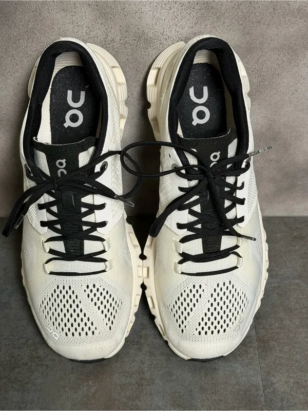 On Running Cloud X Women's White/Black Running Shoes Size 7.5 - Image 7