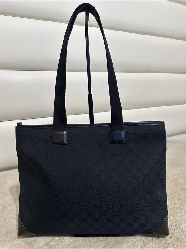 Gucci Black GG Shoulder Tote - Image 3