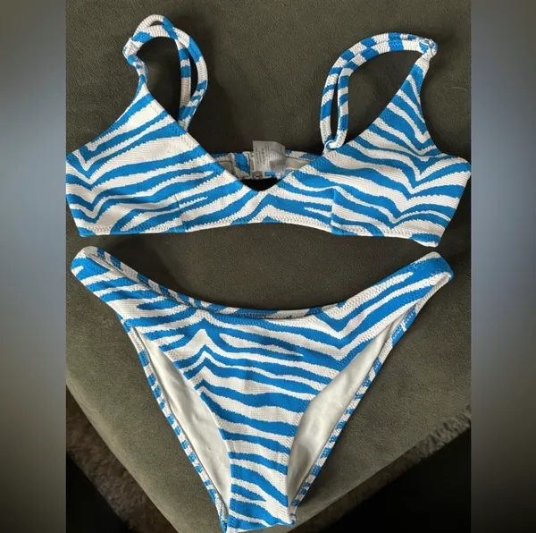 Triangl Bikini Set - Image 8