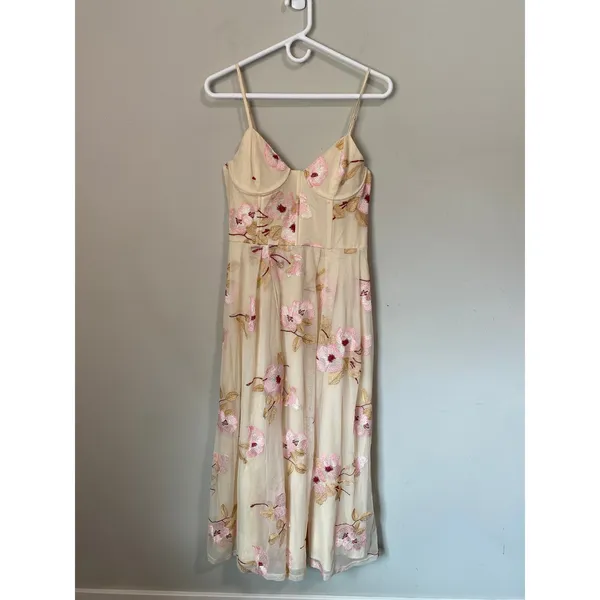 Dee Elly Floral Embroidered Lace Maxi Dress Cream Pink Size Medium - Image 2