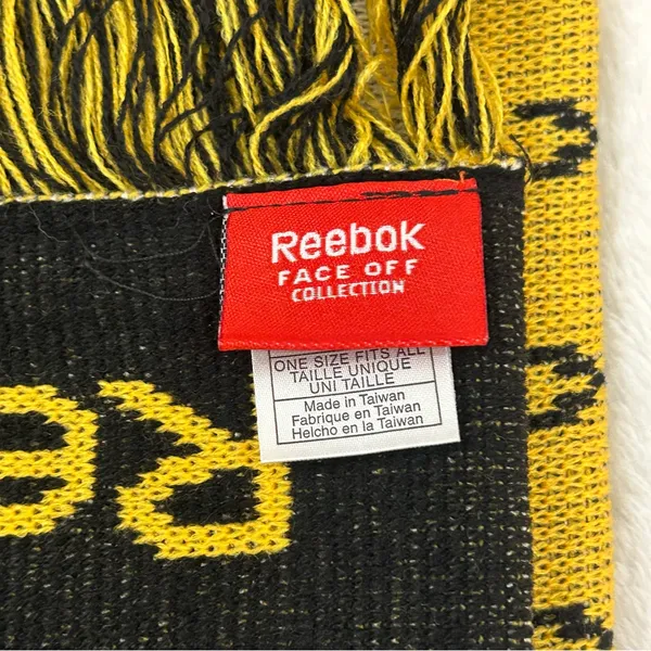 Boston Bruins NHL Hockey Reebok Team Logo Acrylic Winter Scarf Scarve Unisex - Image 4