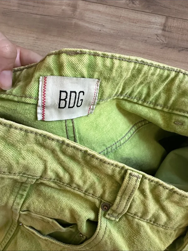 Urban Outfitters BDG Women's Green and Yellow Wide Leg Barrel Jeans Sz 24 - Image 8
