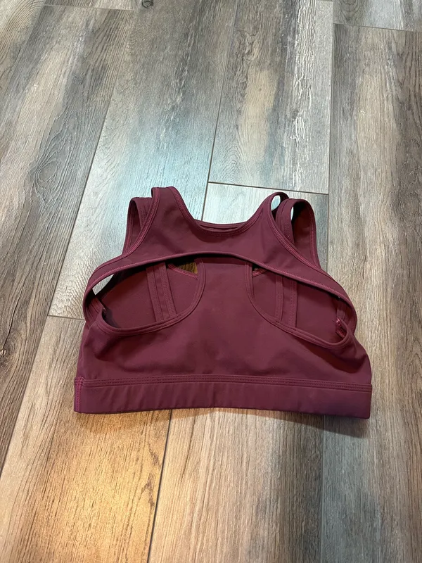 Alphalete Surface Keyhole Sports Bra - Image 4