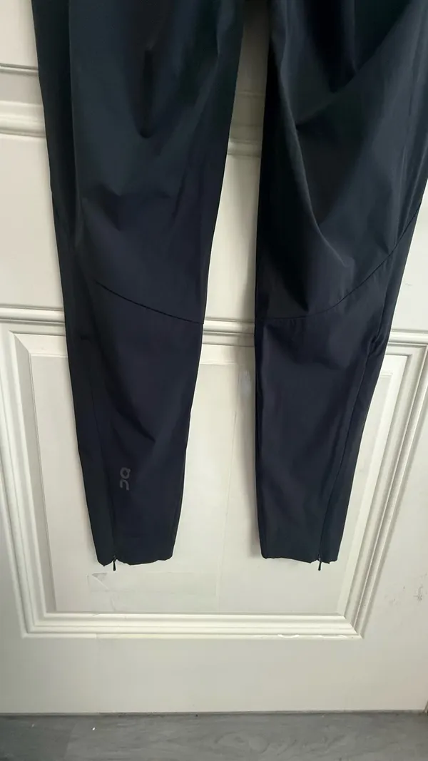 On Running Women's Lightweight Pants Black Size S - Elastic Waist Ankle Zip - Image 7