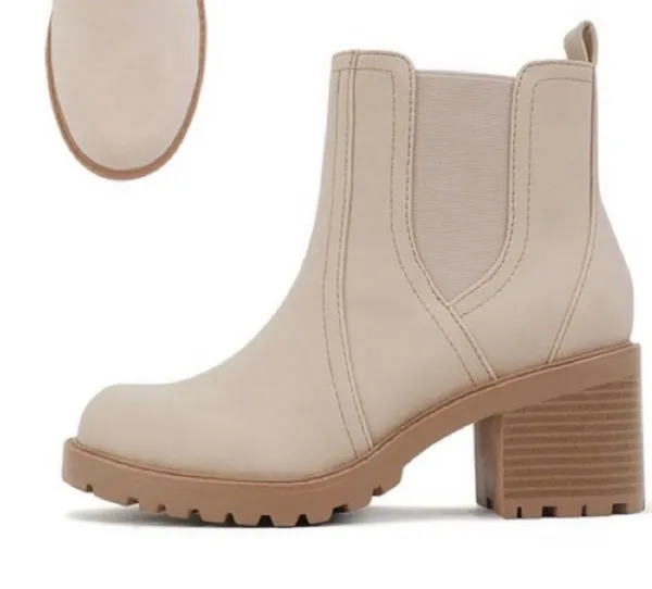 Soda Nude Spirea Ankle Bootie - Image 4