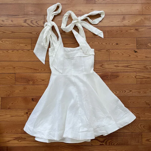 DISSH Aisle White 100% Linen Bow Square Neck Mini Dress - Image 9