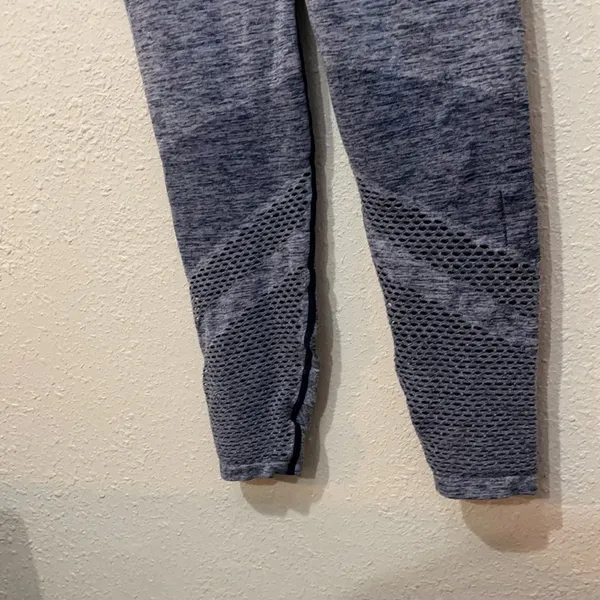 Pink seamless leggings size M - Image 2