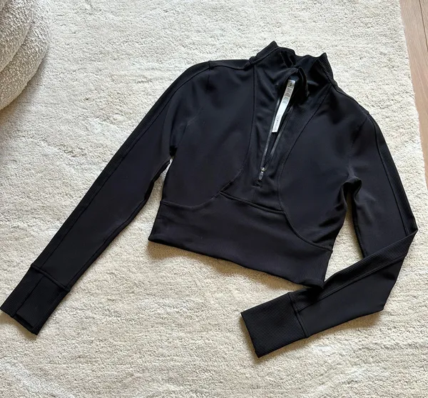 Lululemon Cropped Half-Zip - Image 2