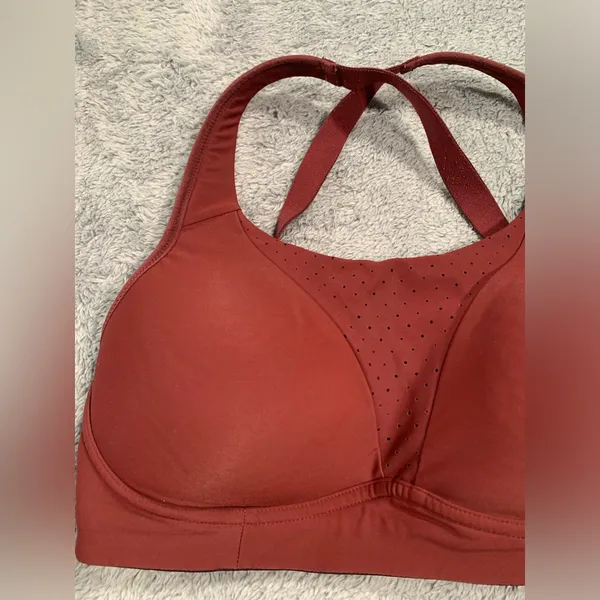 Lululemon sports bra red - Image 2