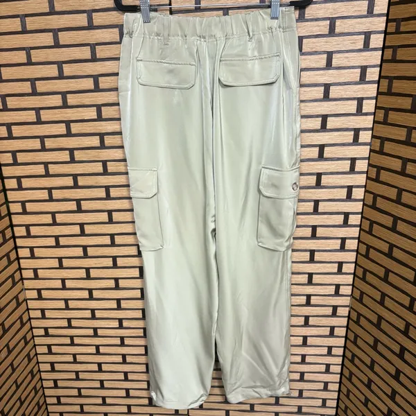 Joie Light Green Satin Cargo Pants Size 6‎ - Image 3