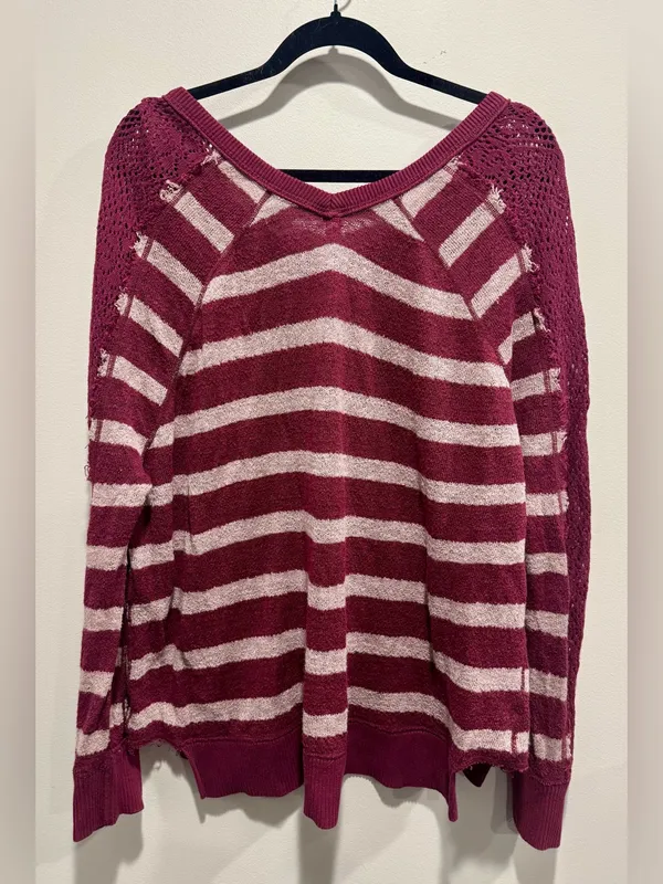 We The Free Free People Striped V-Neck Crochet Sleeve Sweater Top Large - Image 4