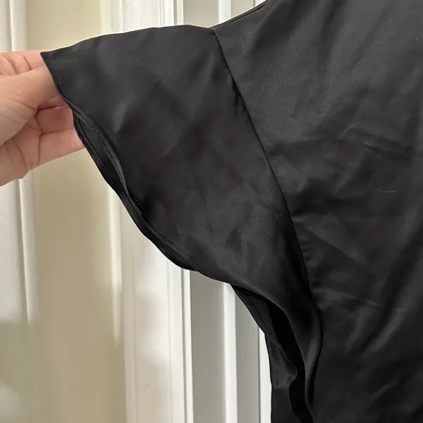 Victoria's‎ Secret | NWT Black Satin Ruffle Tie Short Sleeve Kimono Robe, OS - Image 4