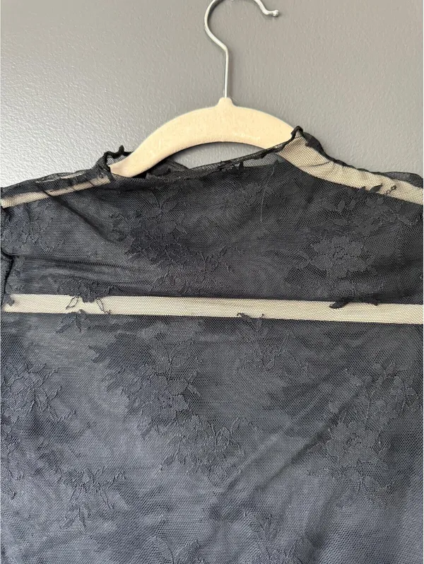 Black Sheer Floral Lace Long Sleeve Top - Image 3