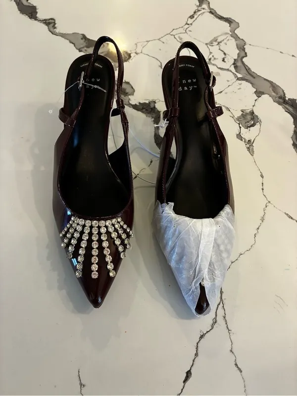a new day Black Jeweled Pointed Toe Mules 8 NWT - Image 4