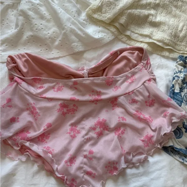 SHEIN Crop Tops Set - White, Cream, Pink,‎ Blue Floral - Image 9