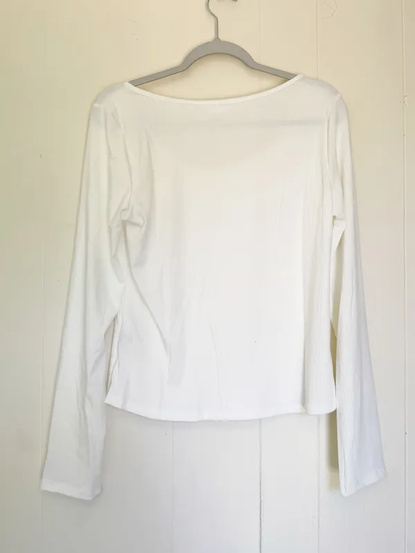 NEW CARLY JEAN LOS ANGELES CJLA Ribbed Long Sleeve Tee Ivory XL - Image 3
