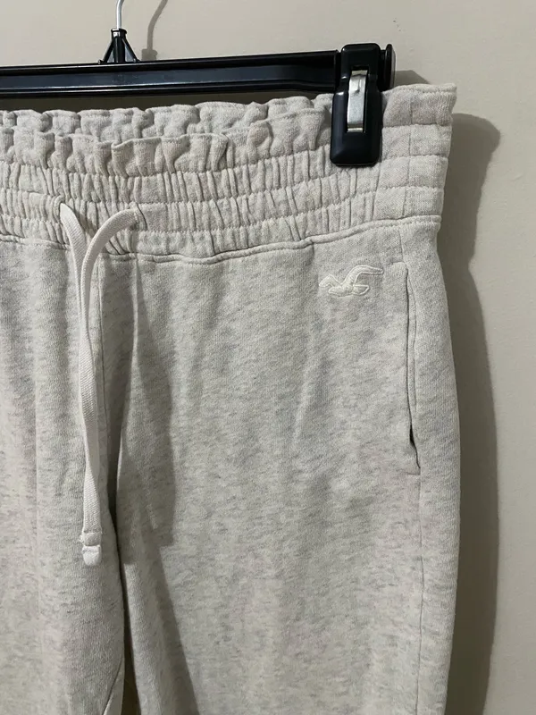 Hollister Grey Light Sweatpants - Image 3