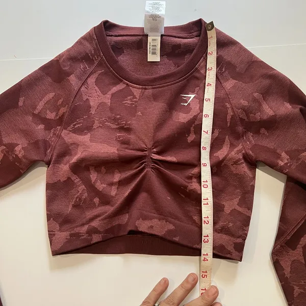 Gymshark Adapt Camo Seamless Long Sleeve Crop Top Size Medium - Image 11
