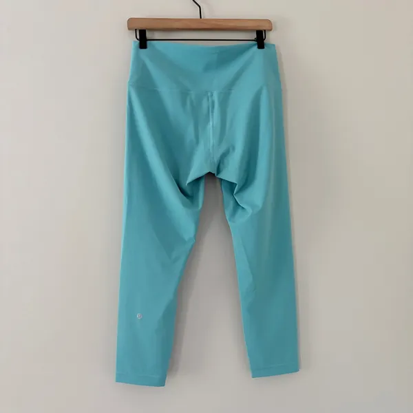 Lululemon Wunder Train HR Crop 23 High Rise Everlux Leggings Size 12 - Image 3
