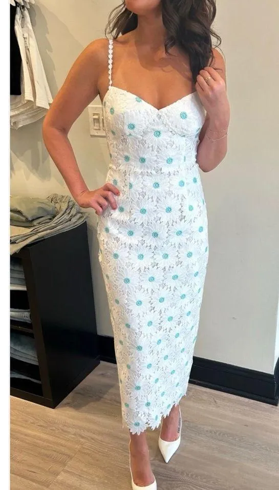 Saylor Calibria Daisy Embroidered Midi Dress in White EUC - Image 2