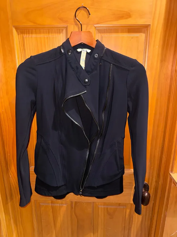 Lululemon Bust A Move Jacket Black - Image 15