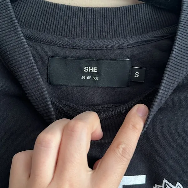 Darc Sport black cropped sweatshirt size s - Image 4