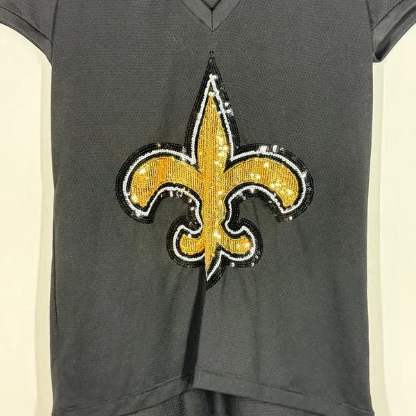 Victoria's Secret New Orleans Saints T-Shirt Sz Medium Black Sequin Football NFL - Image 5