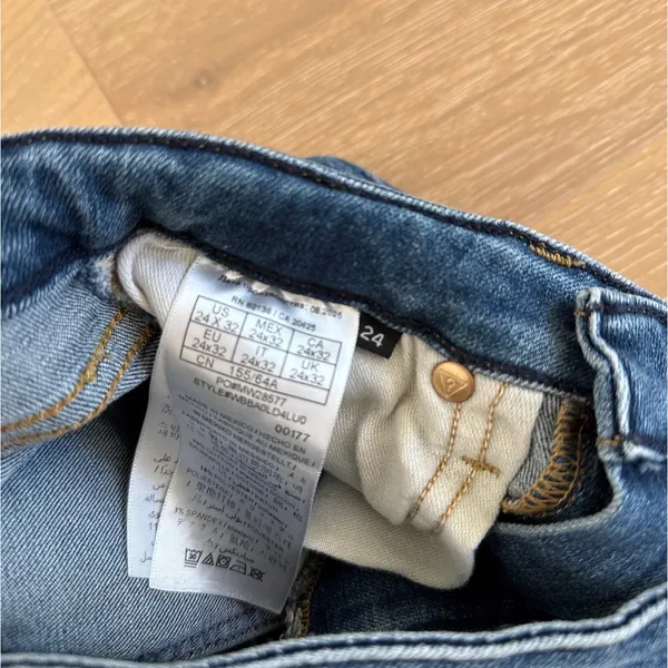 Guess Jeans Sexy Flare Leg SIze 24 Blue - Image 4