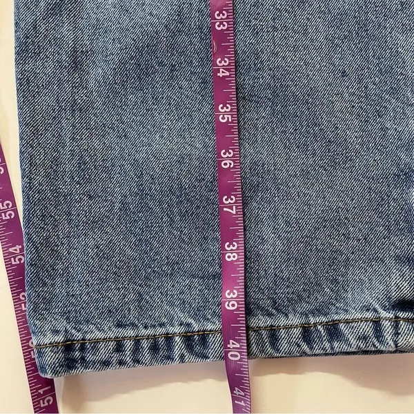 Cotton On Medium Wash Blue Ripped Knee Loose Straight Jean Size 4 EUC - Image 8