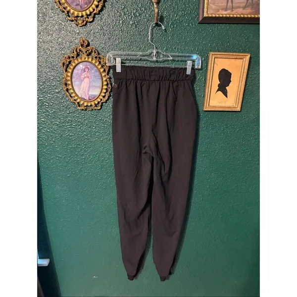 Lululemon Keep Moving Jogger Sz 2 Black - Image 2