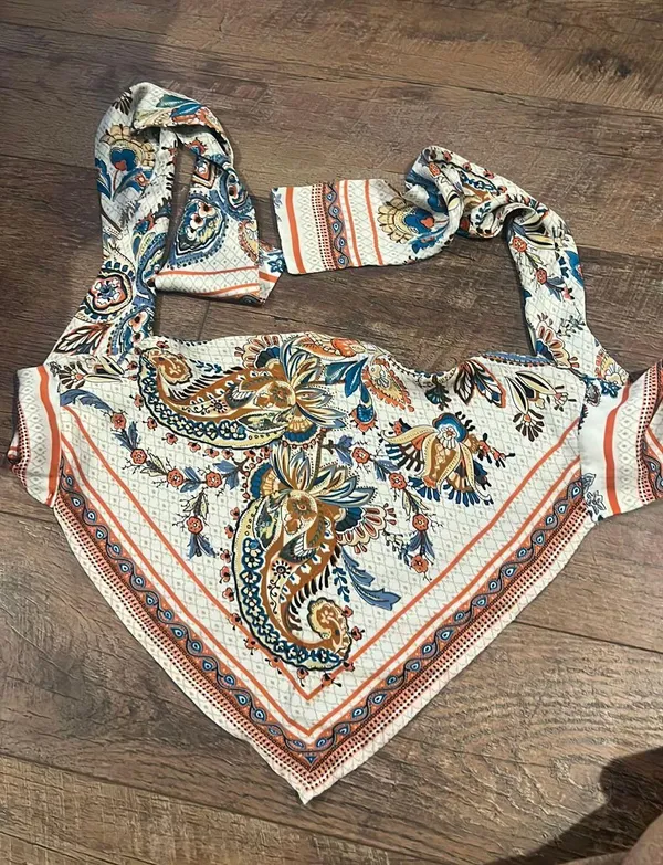 Shein Strapless tie patterned top - Image 3