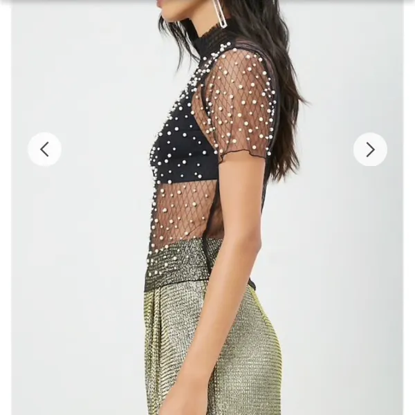 See through faux pearl top. Xs - Image 2