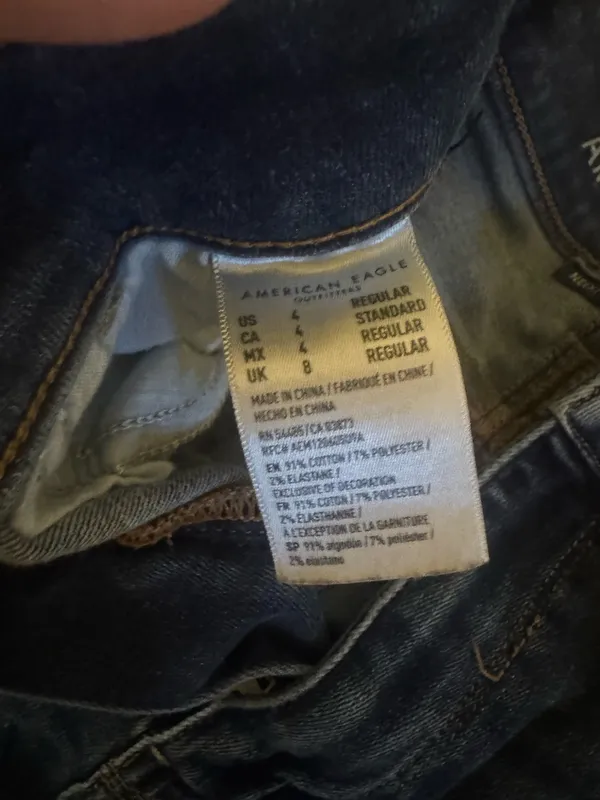 American Eagle Jeans - Image 3