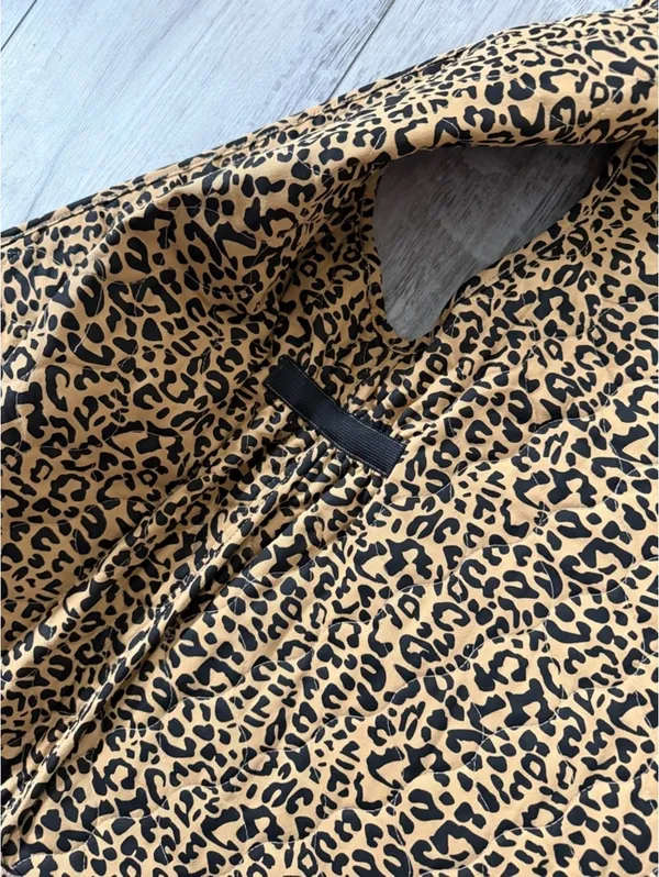 NWT POL Ditsy Floral Electric Grandpa Corduroy Quilt Cheetah Vest medium/large - Image 8