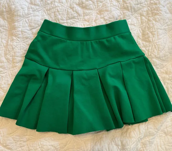 Boutique Green Skirt and Body Suit Two-Piece Set ( - Image 3