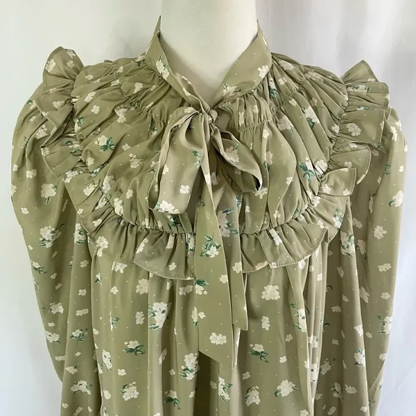 We Wore What New Floral Tie Neck Long Sleeve High Low Dress Green Size Small - Image 5