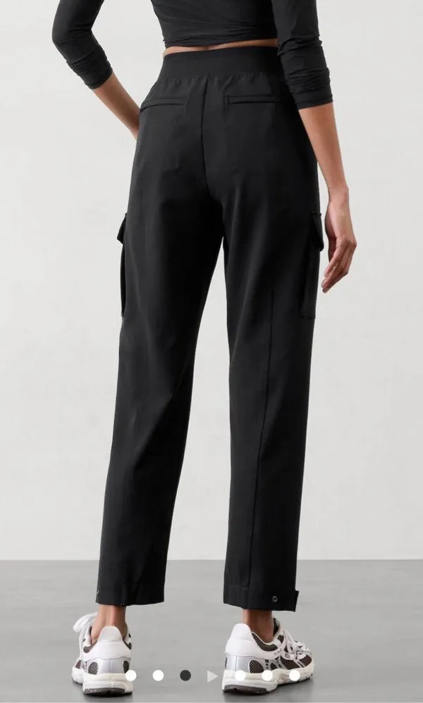Athleta Brooklyn Cargo Joggers - Image 3