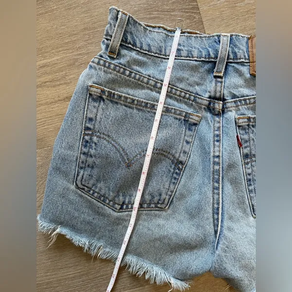 Levi’s denim shorts - Image 4