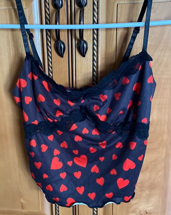 SheIn Crop Cami With Hearts - Image 3