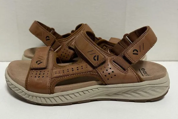 Earth Leather Sport Sandal Size undefined - Image 3