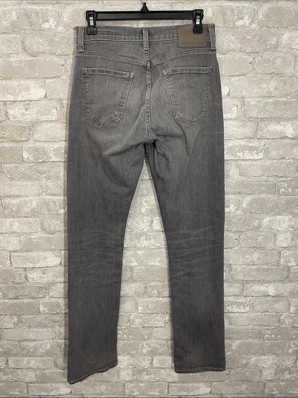 Citizens Of Humanity GagaE Straight Leg Jeans in Gray Wash - Image 2